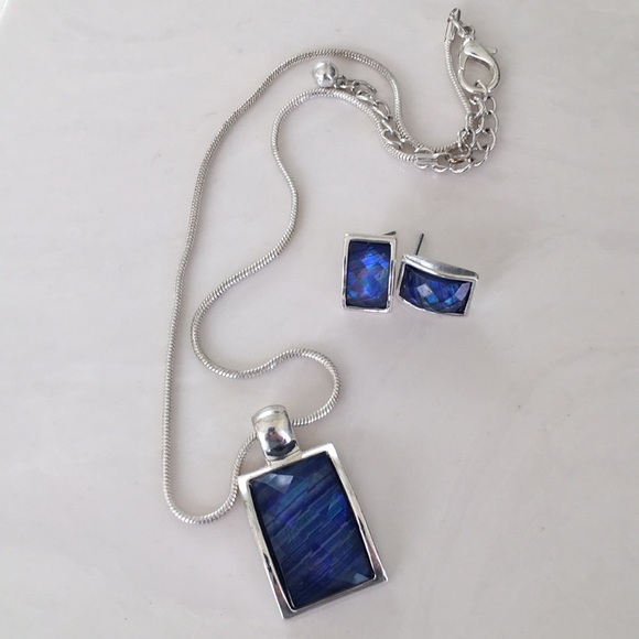 Pendent & Earring Set - Picture 1 of 7